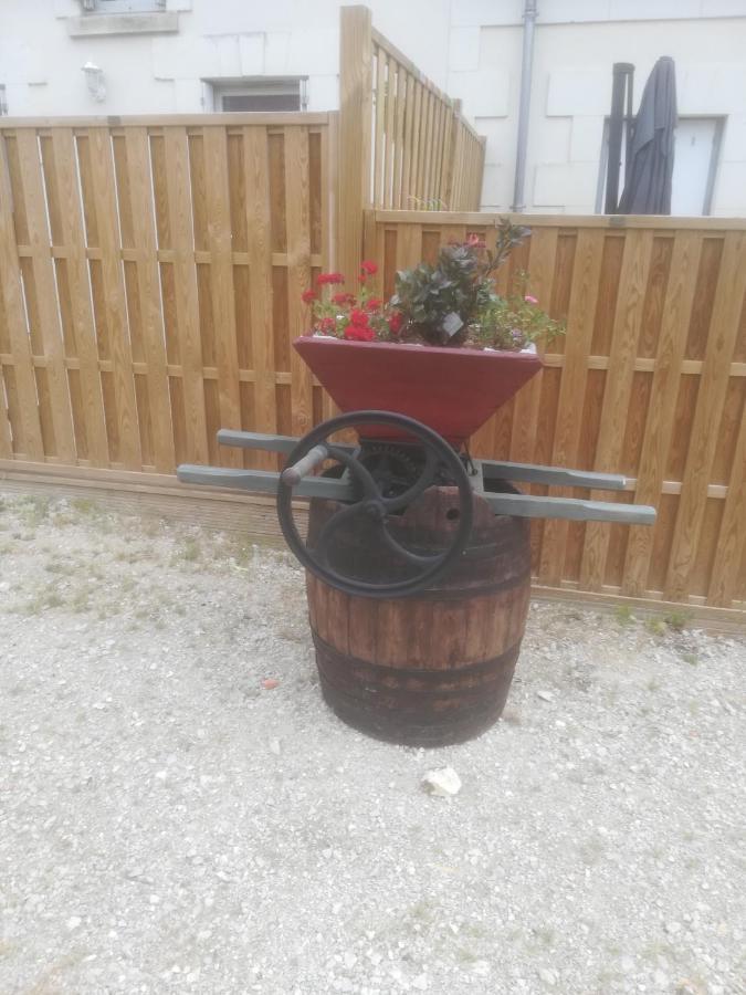 Les Gites De La Musardiere Meusnes Eksteriør bilde